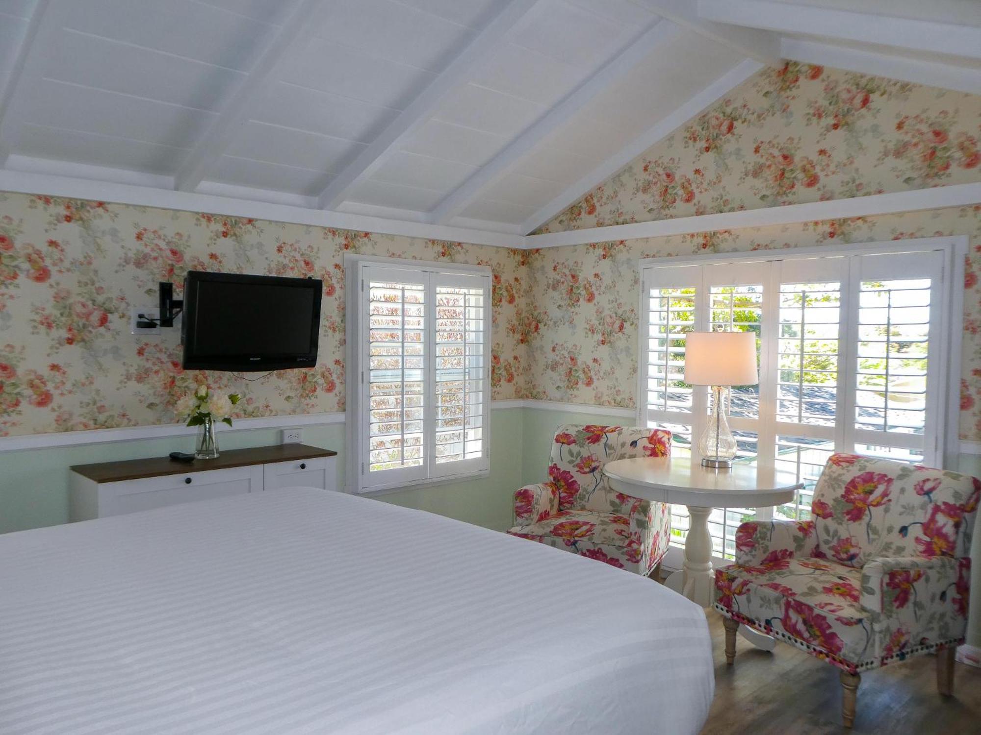 Carmel Green Lantern Inn Bagian luar foto