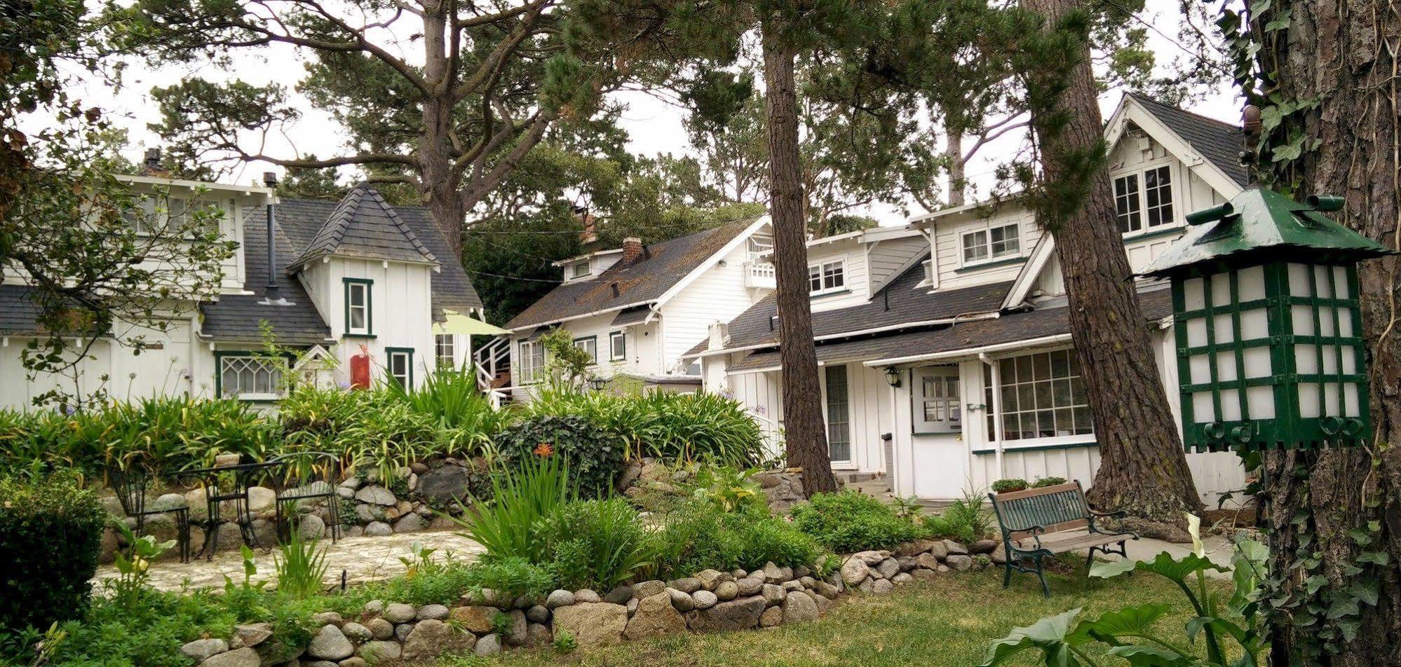 Carmel Green Lantern Inn Bagian luar foto